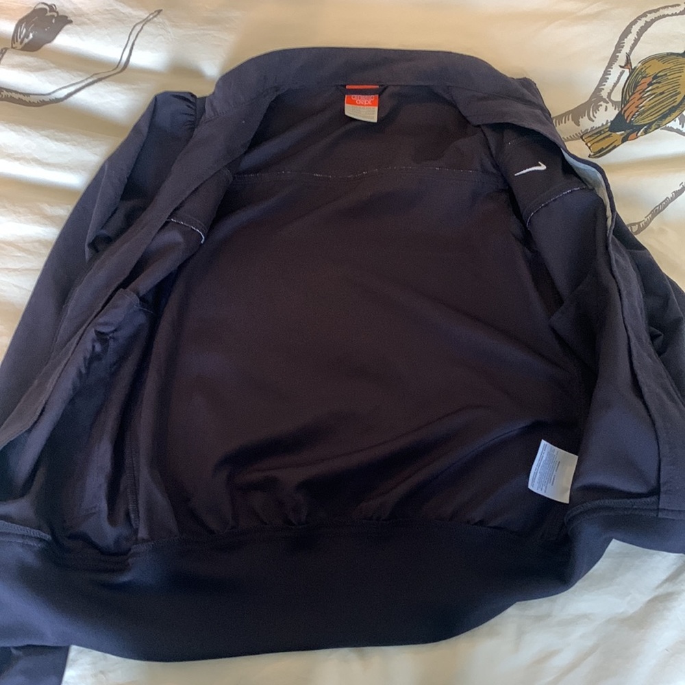 Nike jacket - Picture 7 of 8